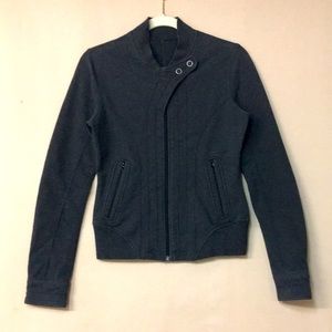 Lululemon Women’s Gray Full Zip Snap Stretch Cotton Active Wear. Sz 6